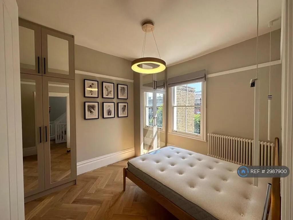 3 bedroom flat for rent