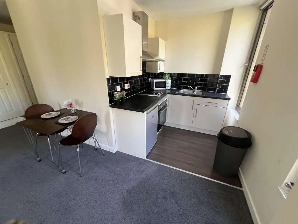 Studio flat for rent