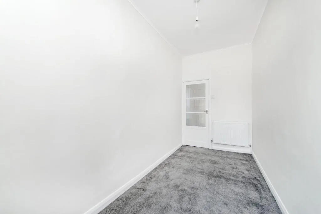 2 bedroom maisonette for rent