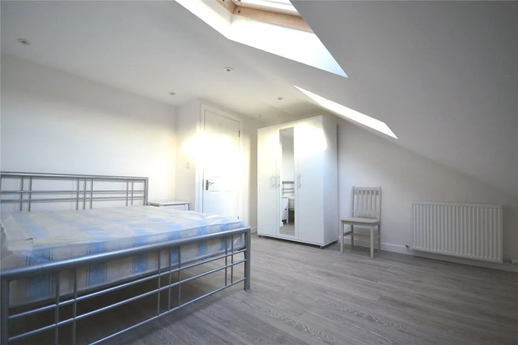 5 bedroom house for rent