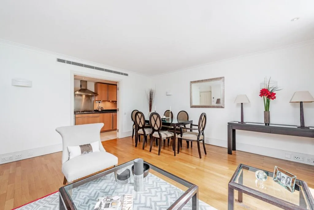 2 bedroom ground floor flat for rent