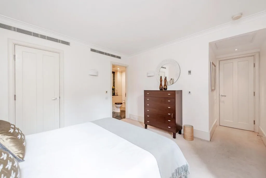2 bedroom ground floor flat for rent
