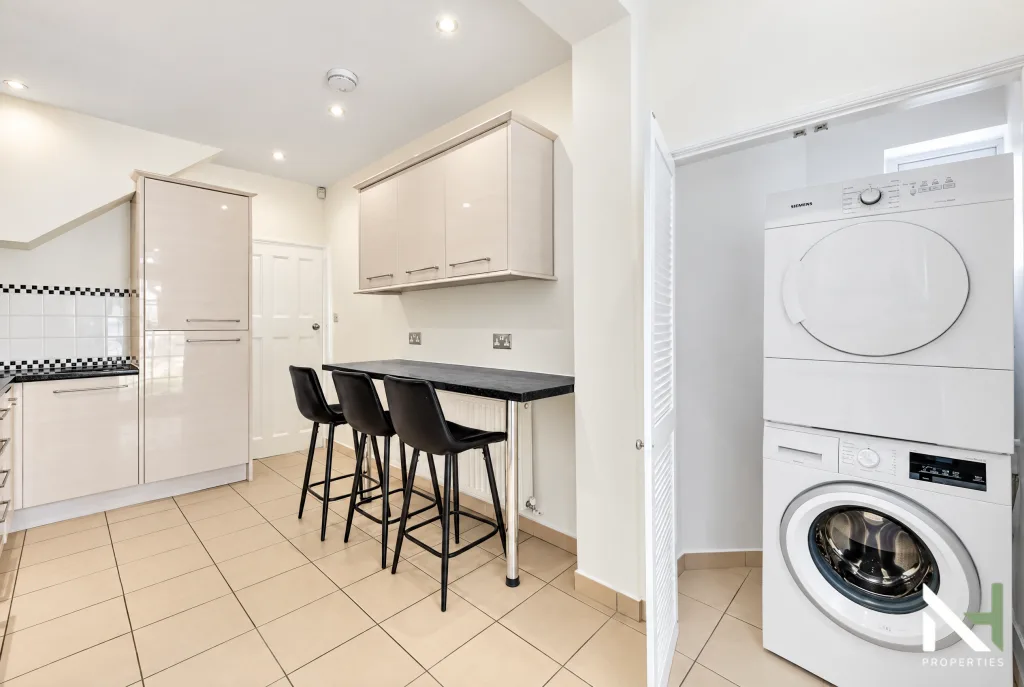 4 bedroom house for rent