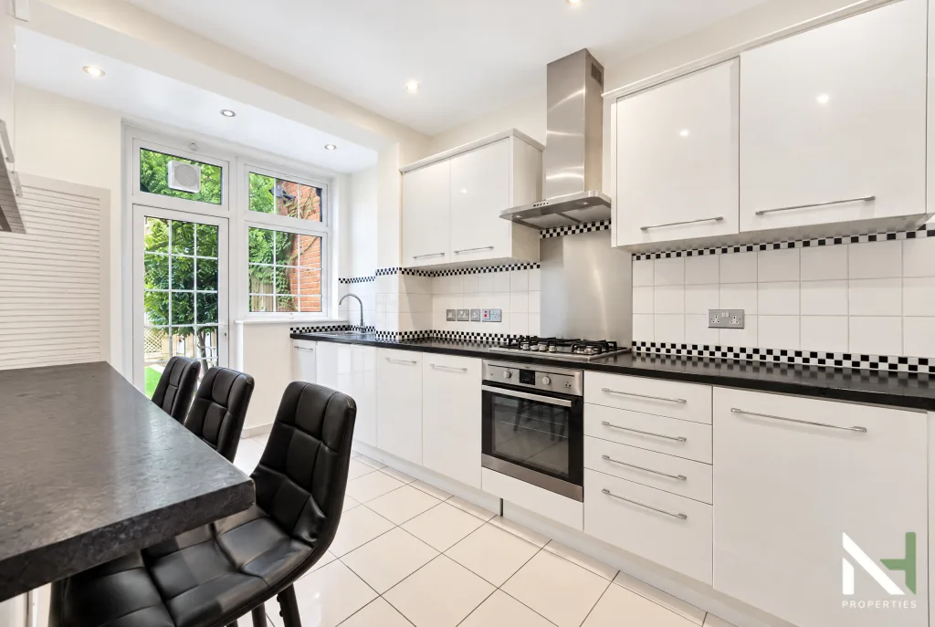 4 bedroom house for rent