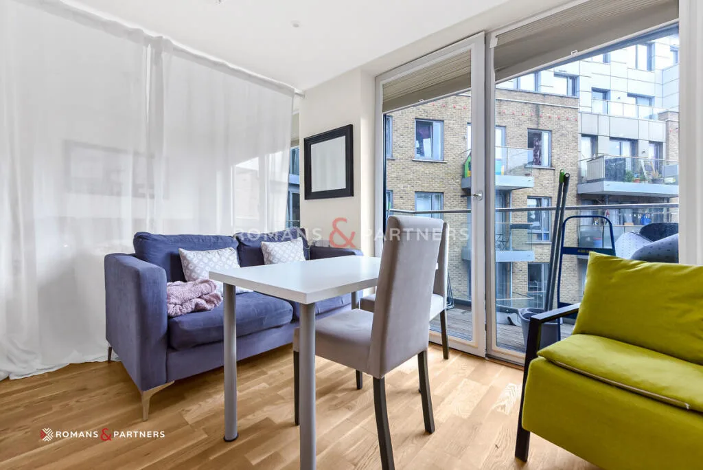 Studio flat for rent
