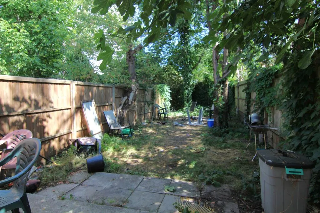 4 bedroom terraced house for rent