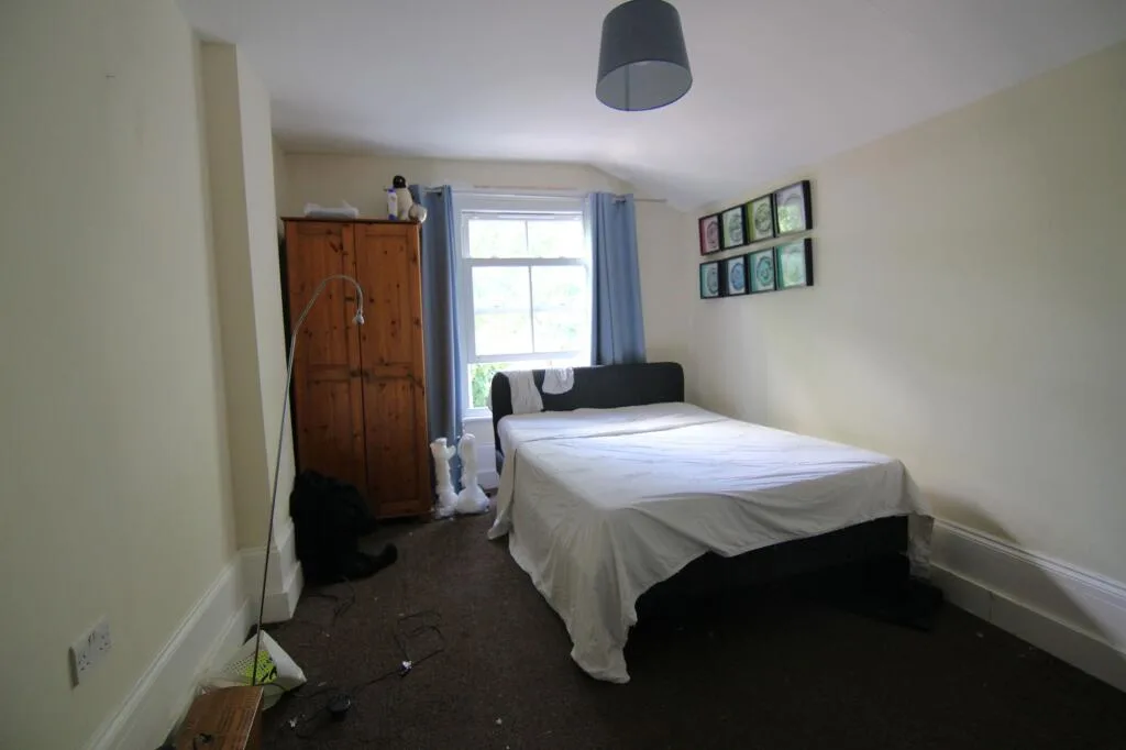 4 bedroom terraced house for rent
