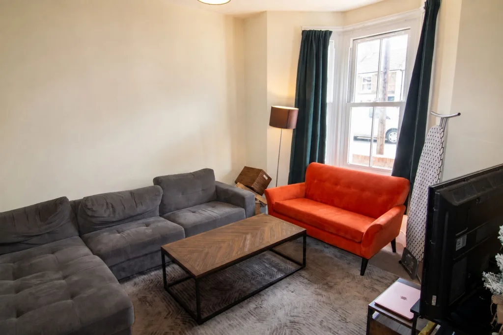 4 bedroom terraced house for rent