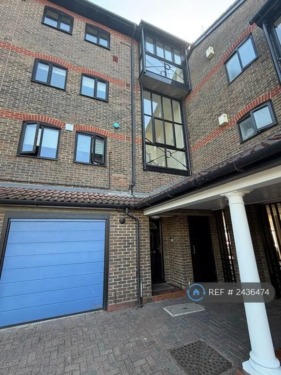 3 bedroom flat for rent