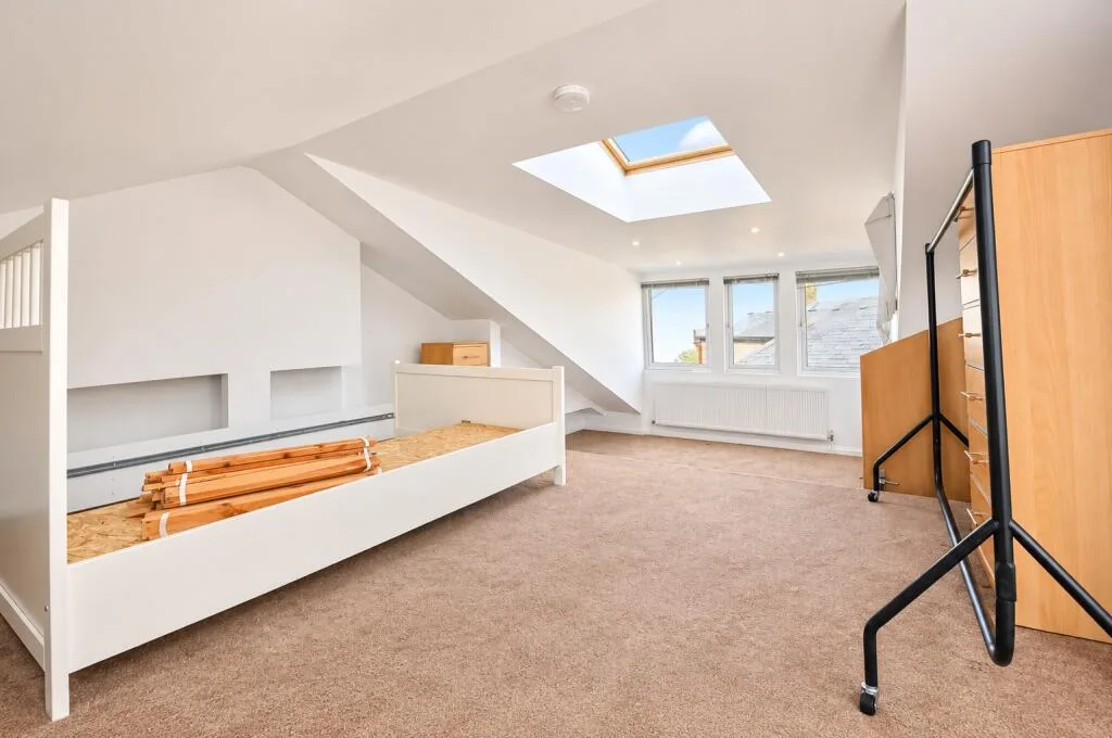 4 bedroom flat for rent