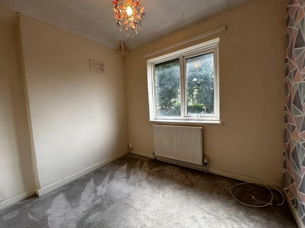 3 bedroom end of terrace house for rent