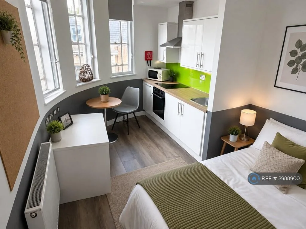 Studio flat for rent