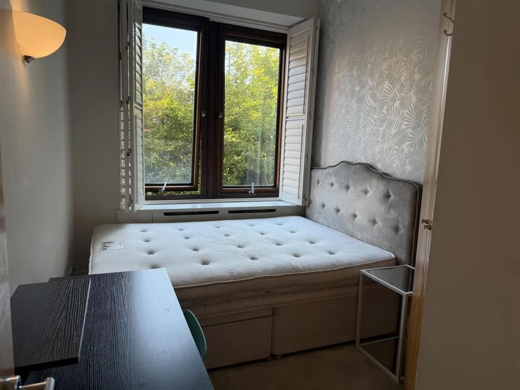 2 bedroom house for rent