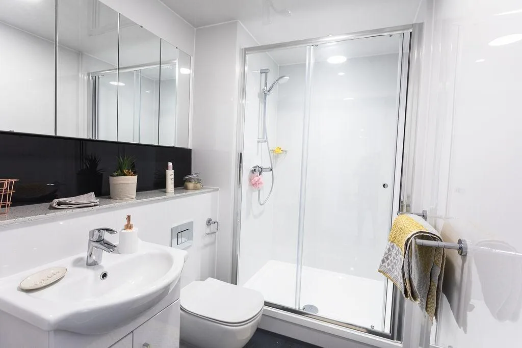 1 bedroom private hall for rent