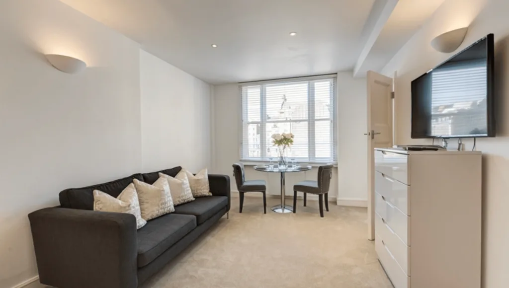 Studio flat for rent