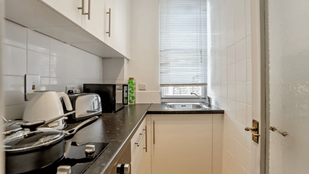 Studio flat for rent