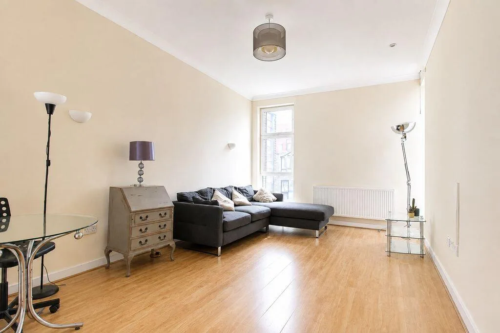 3 bedroom town house for rent