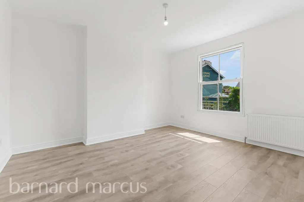 4 bedroom maisonette for rent