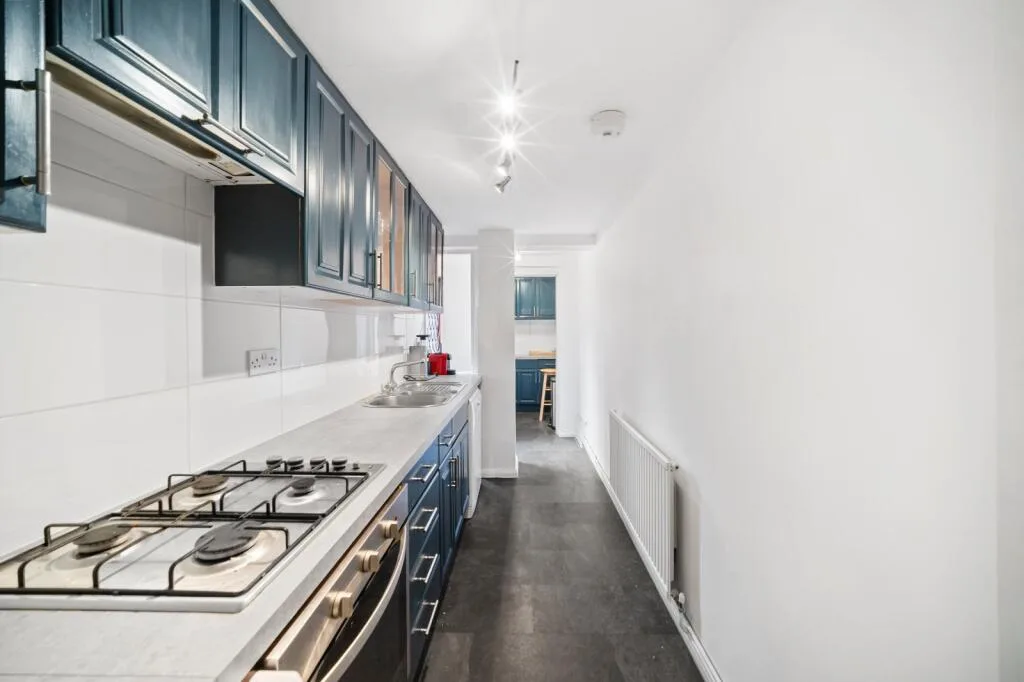 2 bedroom house for rent