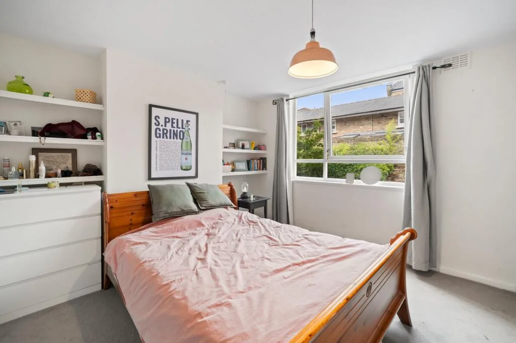 2 bedroom house for rent