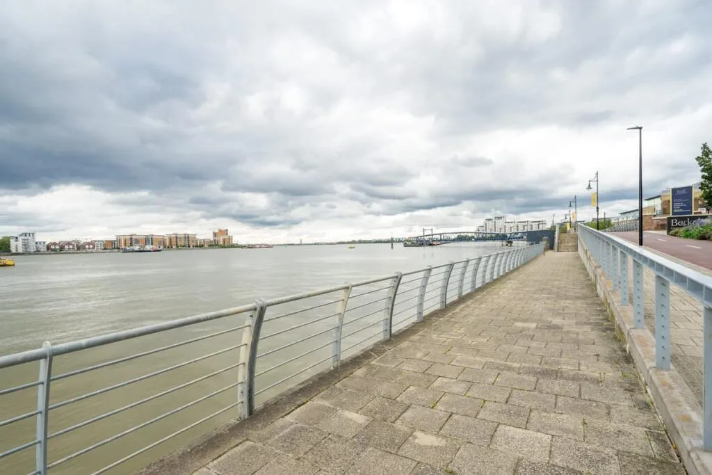 3 bedroom ground floor flat for rent