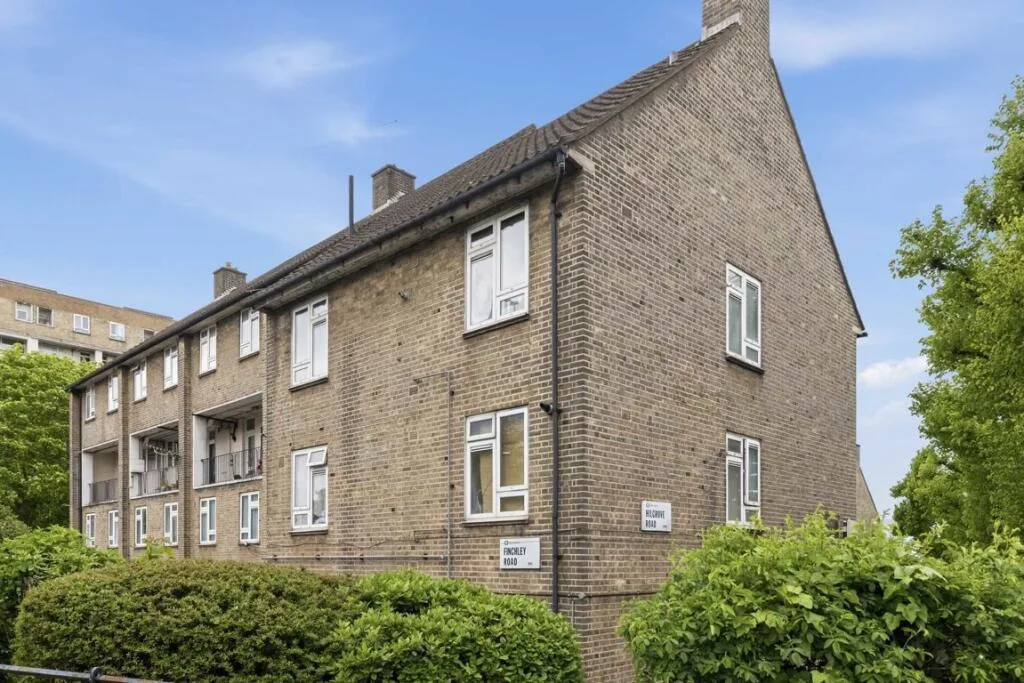 3 bedroom flat for rent