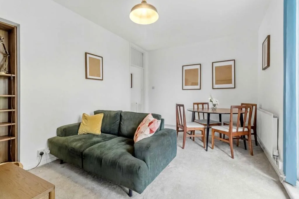 3 bedroom flat for rent