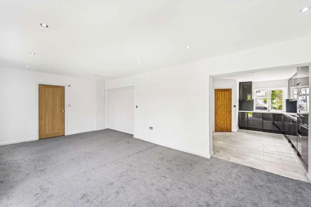 5 bedroom house for rent