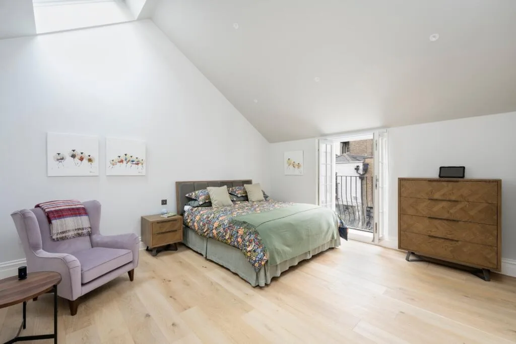 4 bedroom mews property for rent