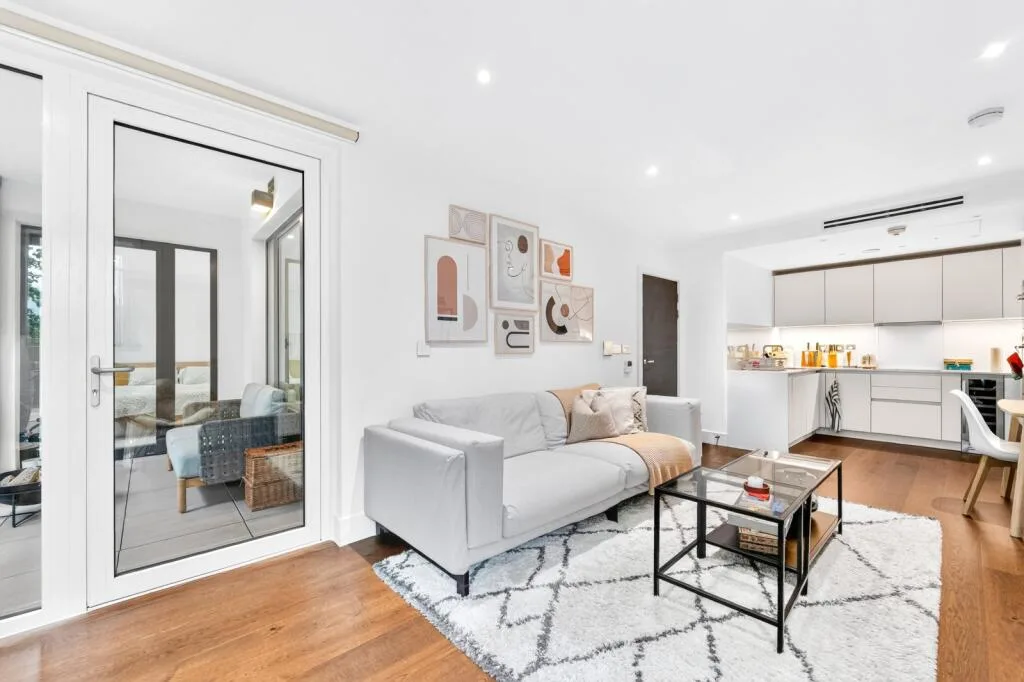 2 bedroom flat for rent