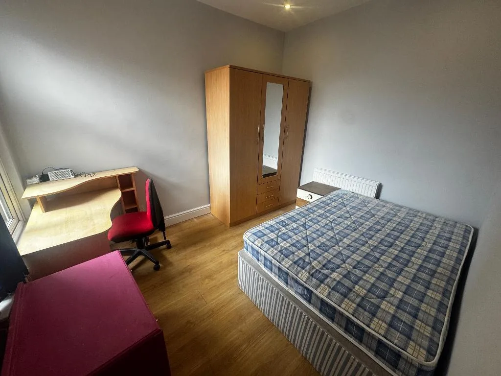 4 bedroom terraced house for rent
