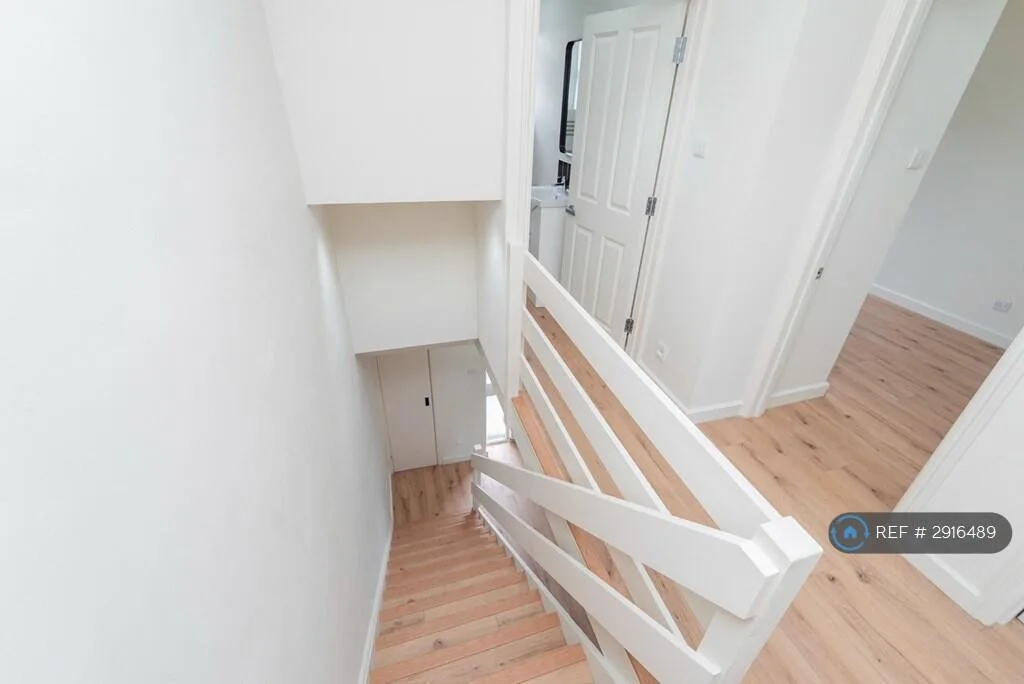 3 bedroom maisonette for rent