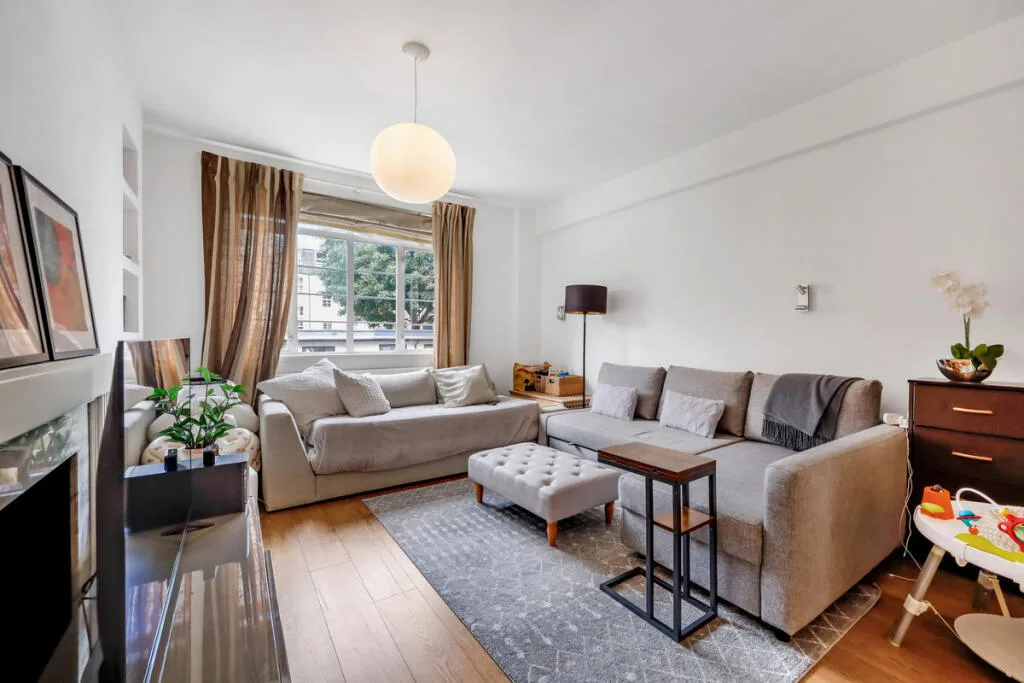 2 bedroom flat for rent