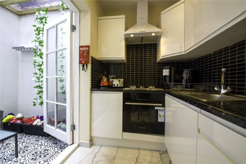 Studio flat for rent