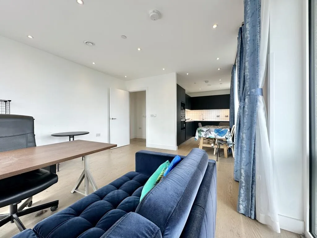 2 bedroom flat for rent