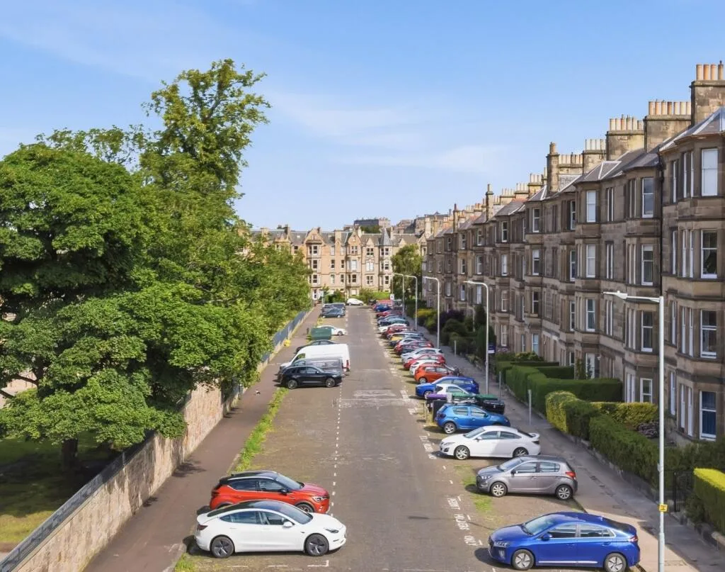 4 bedroom flat for rent