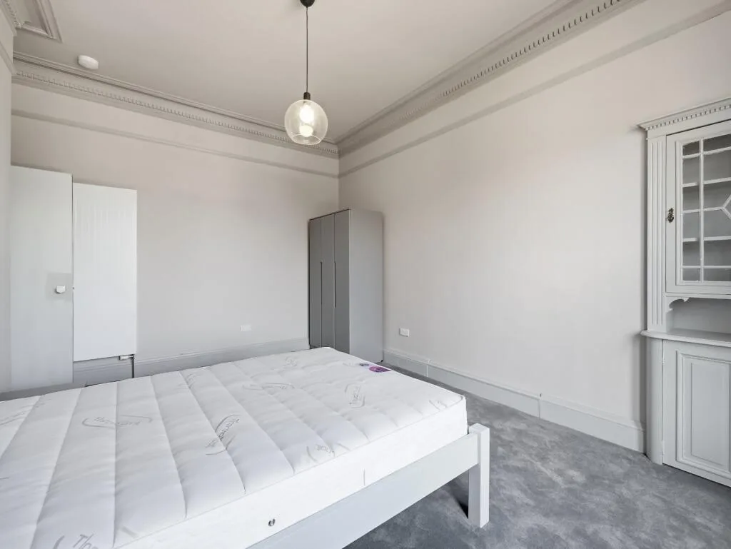 4 bedroom flat for rent