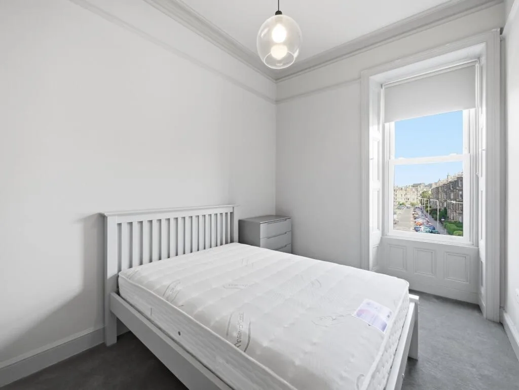 4 bedroom flat for rent