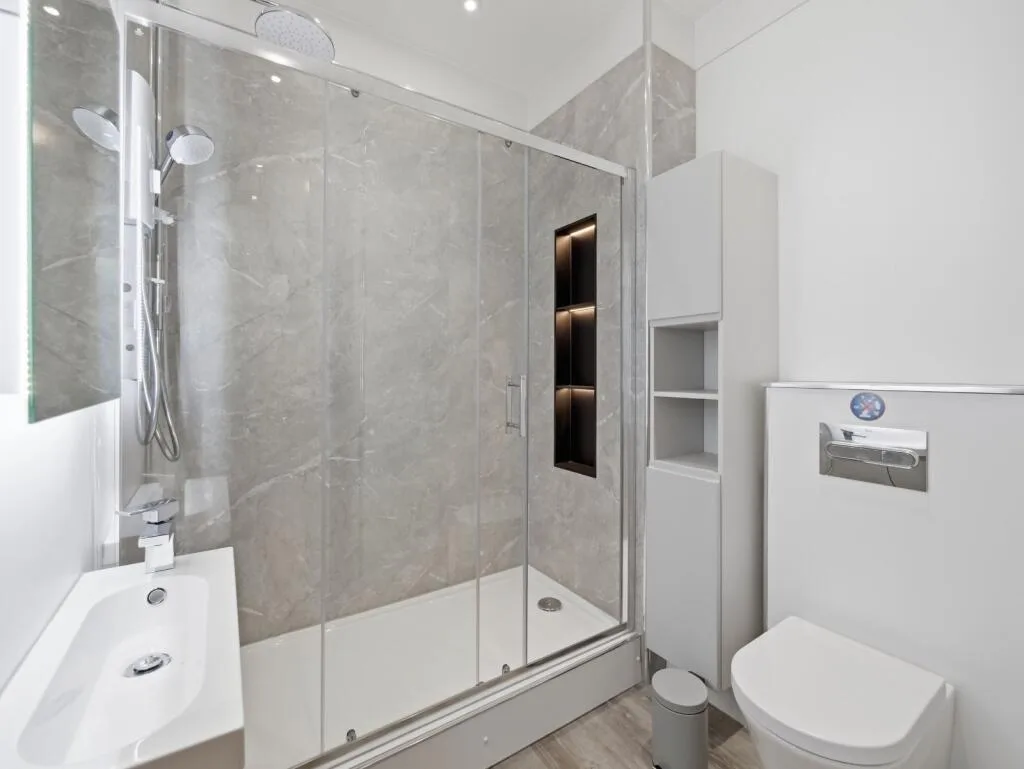 4 bedroom flat for rent