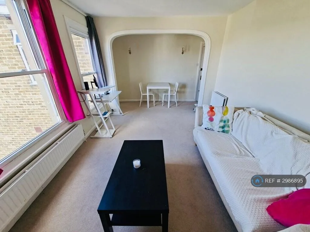 2 bedroom flat for rent