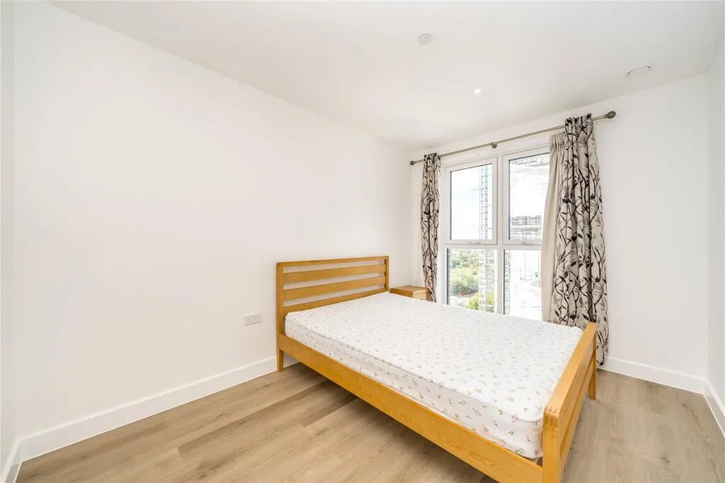 2 bedroom penthouse for rent