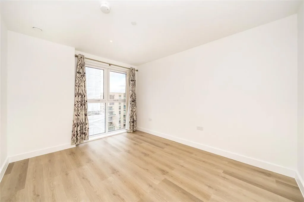 2 bedroom penthouse for rent