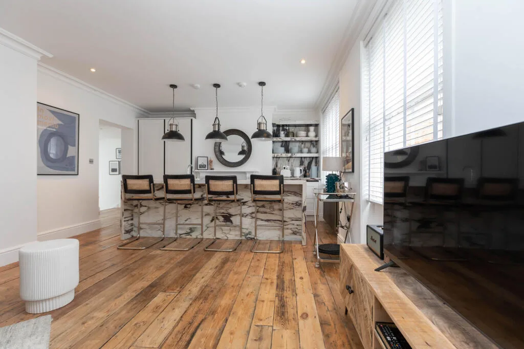 2 bedroom apartment for rent