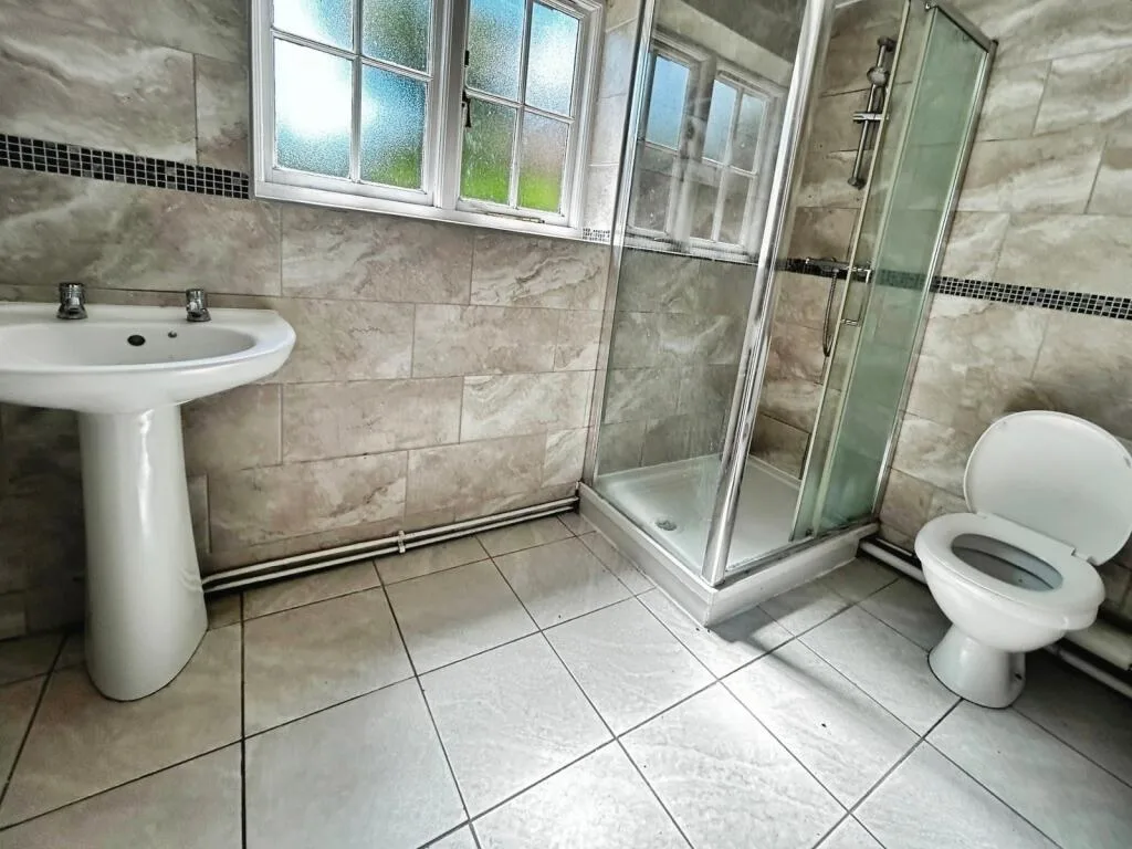 4 bedroom terraced house for rent