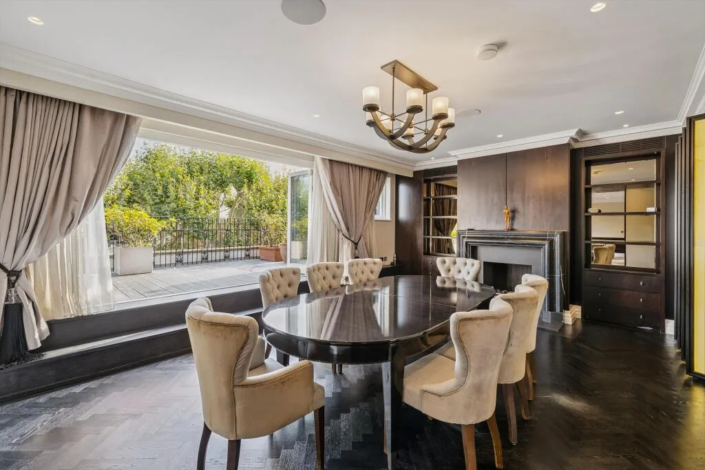 4 bedroom flat for rent