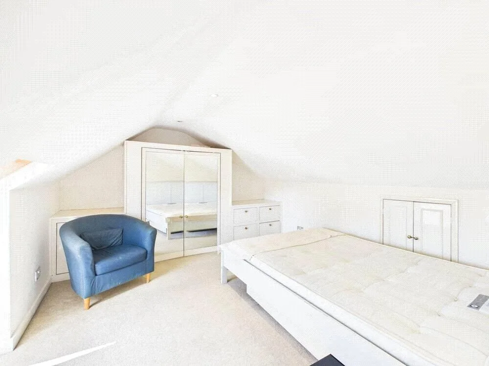 3 bedroom maisonette for rent