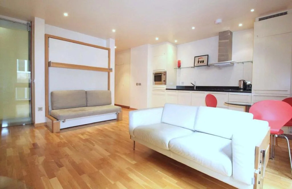 Studio flat for rent
