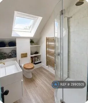2 bedroom maisonette for rent