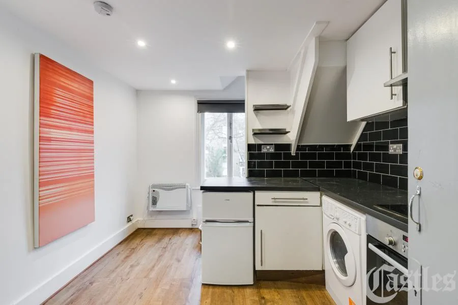 Studio flat for rent
