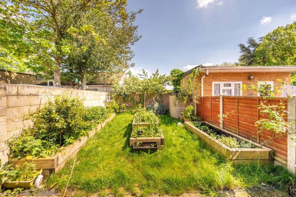 Shrewsbury Road, Forest Gate, London, E7
